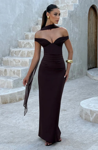Emma | Damen Figurbetontes Schulterfreies Abendkleid