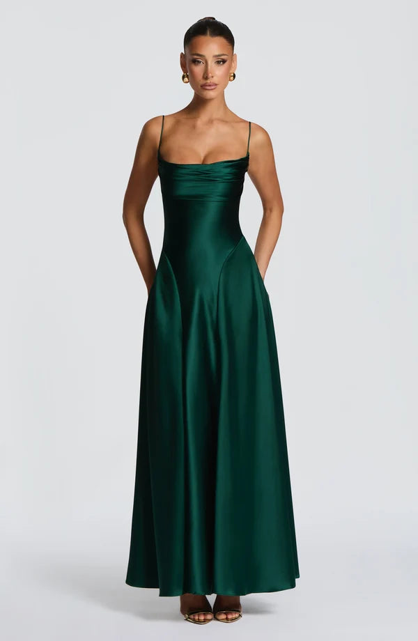 Emilia | Damen Glänzendes Rückenfreies Abendkleid