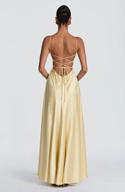 Emilia | Damen Glänzendes Rückenfreies Abendkleid