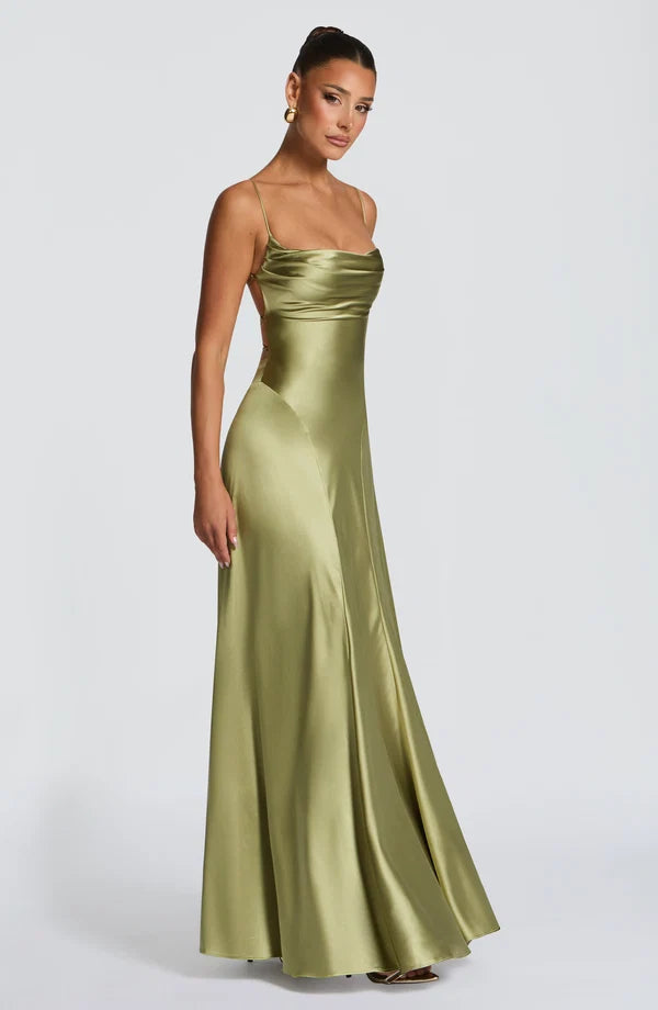 Emilia | Damen Glänzendes Rückenfreies Abendkleid