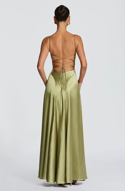 Emilia | Damen Glänzendes Rückenfreies Abendkleid