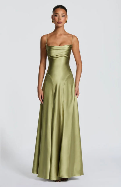 Emilia | Damen Glänzendes Rückenfreies Abendkleid