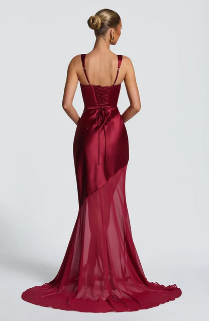 Tanja | Damen Tailliertes Schleppen Abendkleid mit Korsage