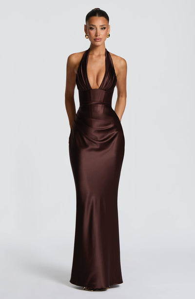 Theresa | Damen Tailliertes Rückenfreies Abendkleid mit Neckholder