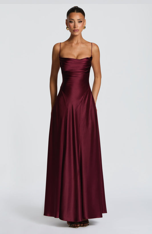 Emilia | Damen Glänzendes Rückenfreies Abendkleid