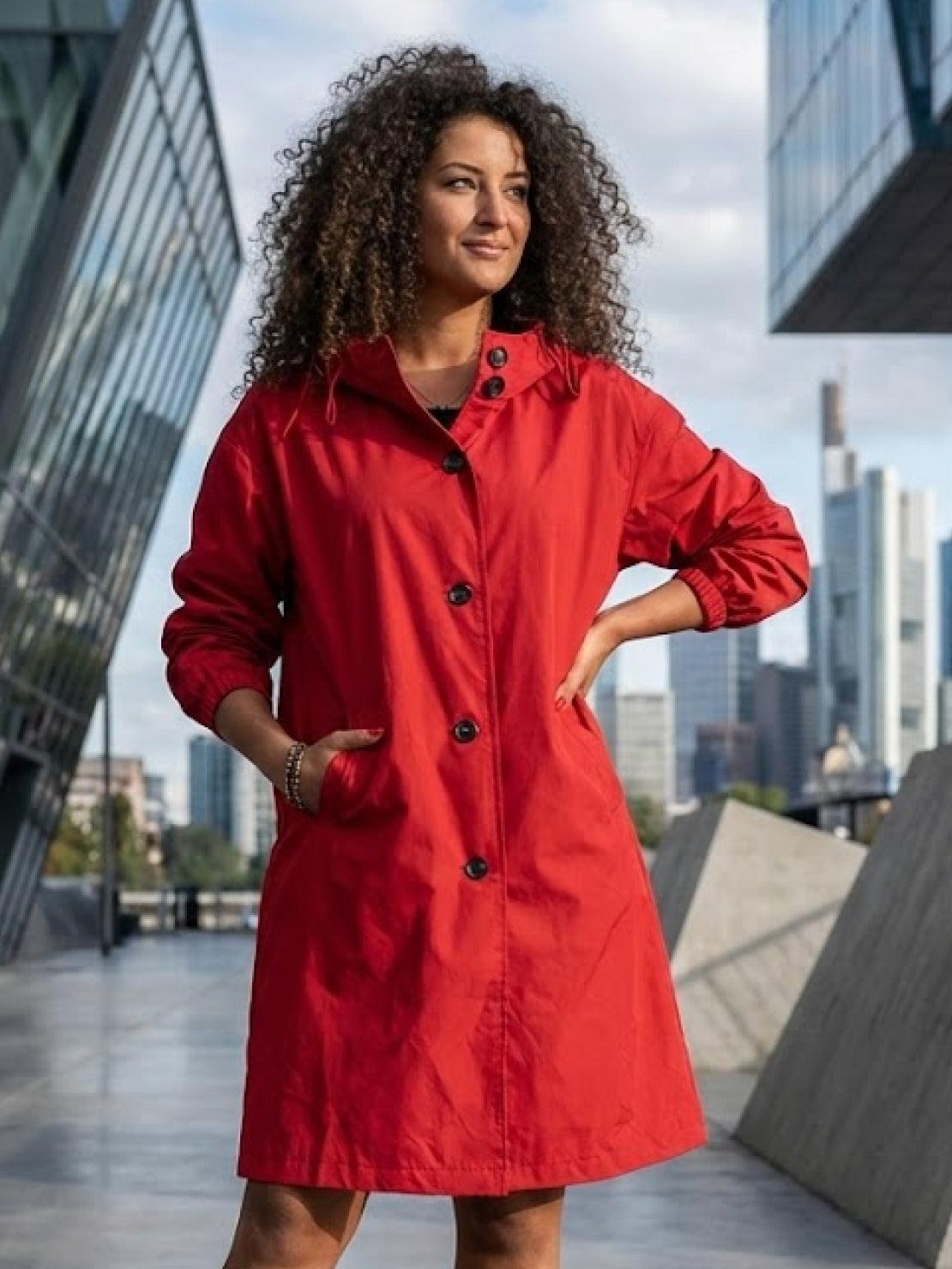 Franziska | Damen Funktionale Knopf-Regenjacke mit Kapuze
