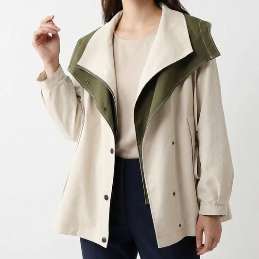 Karin | Damen Zweifarbige Kapuzenjacke mit Knopfverschluss