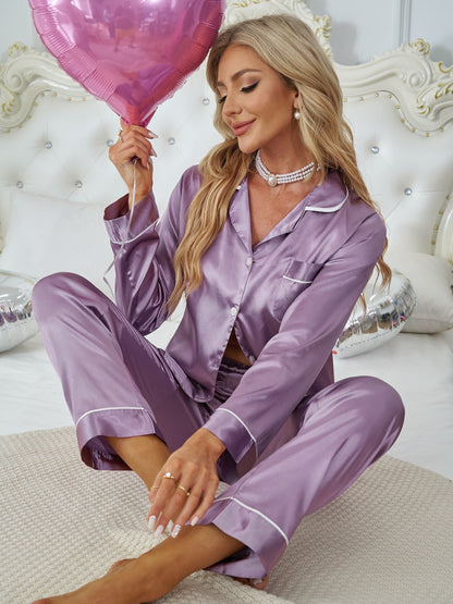 Karin | Damen Glänzendes Langärmliges Pyjama-Set mit Knopfleiste
