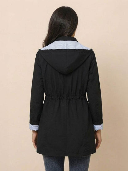 Karin | Damen Wasserabweisende Kapuzenjacke mit Knöpfen
