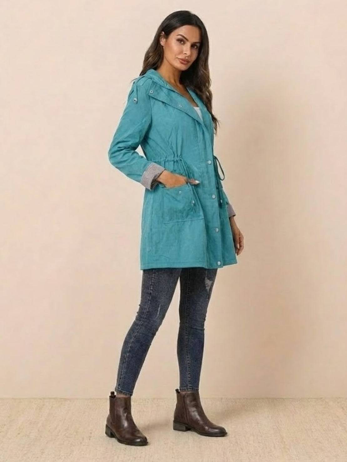 Karin | Damen Wasserabweisende Kapuzenjacke mit Knöpfen