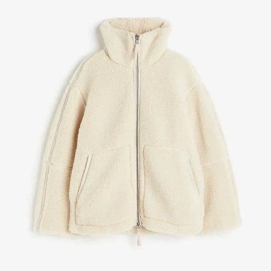 Nadine | Damen Kuschelige Oversized Teddyjacke mit Reißverschluss